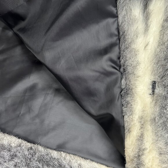 Vintage Olympia Limited Inc Womens Gray Black Faux Fur Coat Size L Made In USA - Picture 5 of 7